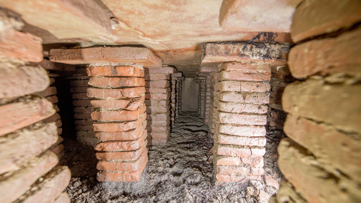 Römische Heizung unter der Straße entdeckt | Nachricht @ Archäologie Online