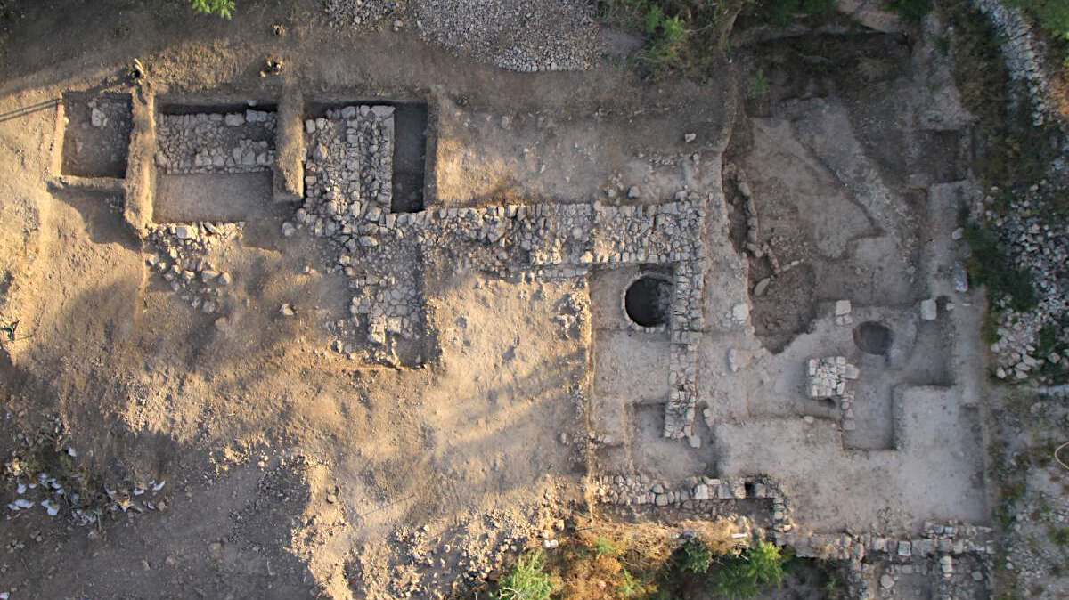 Osnabrücker Studierende unterstützen Grabungskampagne in Tel Motza