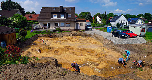 Im Garten Siedlungsspuren aus 7.000 Jahren gefunden | Nachricht