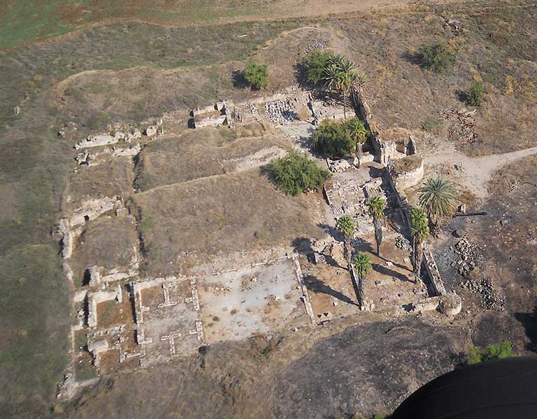 Händler und Zuckerrohrsieder im Kalifenpalast Khirbat alMinya gibt